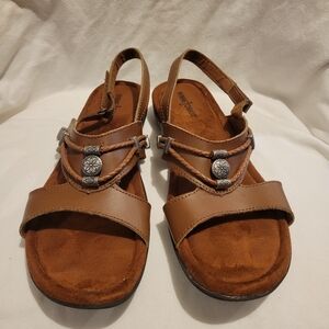 Minnetonka Silvie Slingback, sz 13, in nutmeg